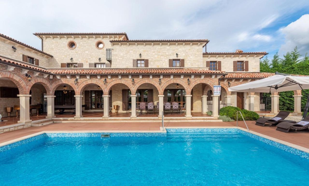 Villa Carolus-Luxurious Istrian Villa Barat (Porec) Exterior foto
