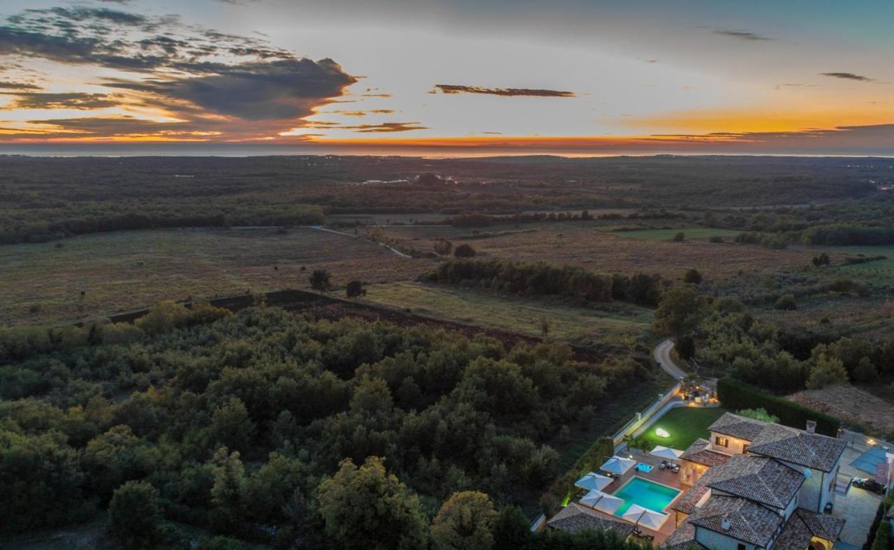 Villa Carolus-Luxurious Istrian Villa Barat (Porec) Exterior foto