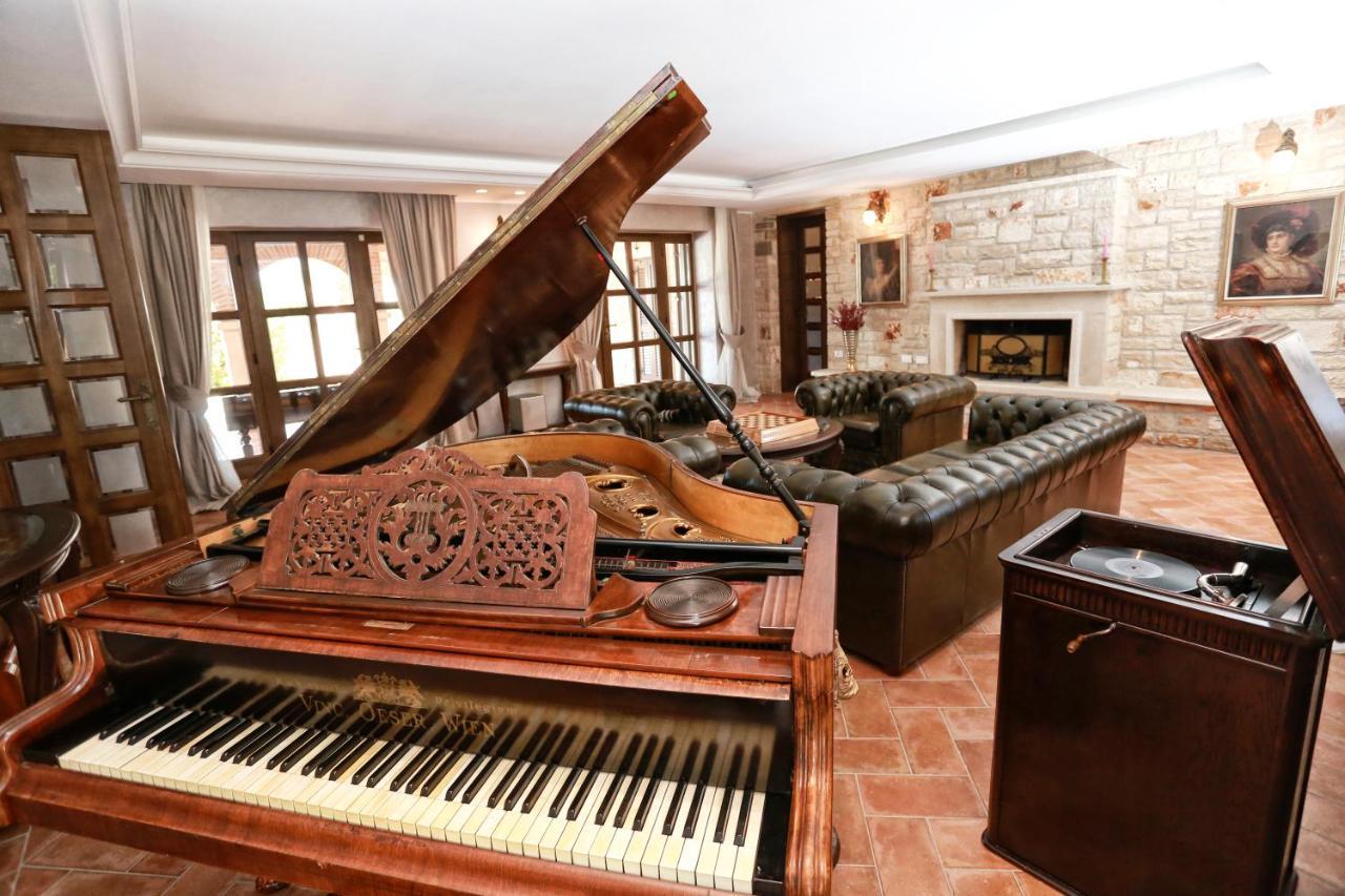 Villa Carolus-Luxurious Istrian Villa Barat (Porec) Exterior foto